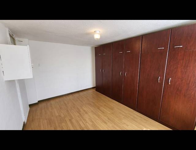 3 BEDROOM APARTMENT FOR SALE IN OVERPORT